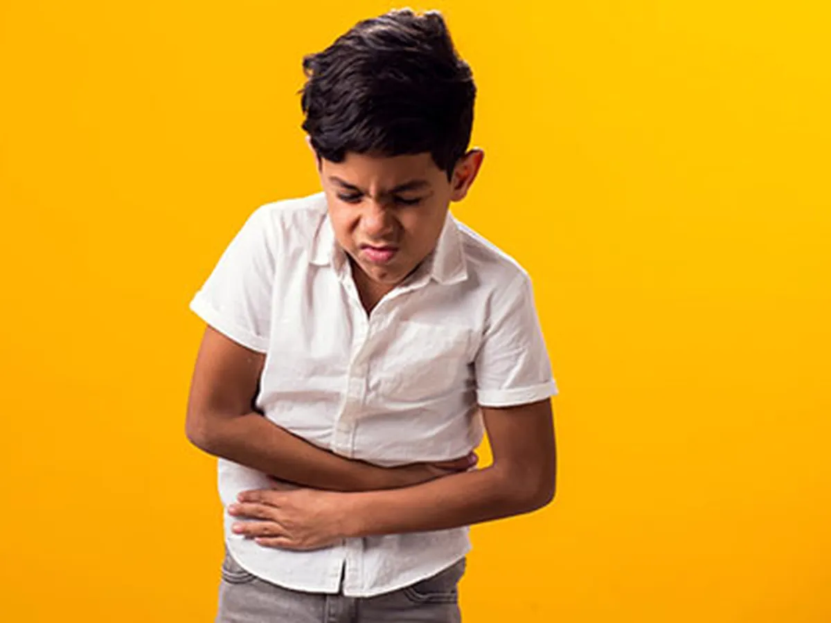 Niño con dolor de estómago - Cuándo acudir al gastropediatra