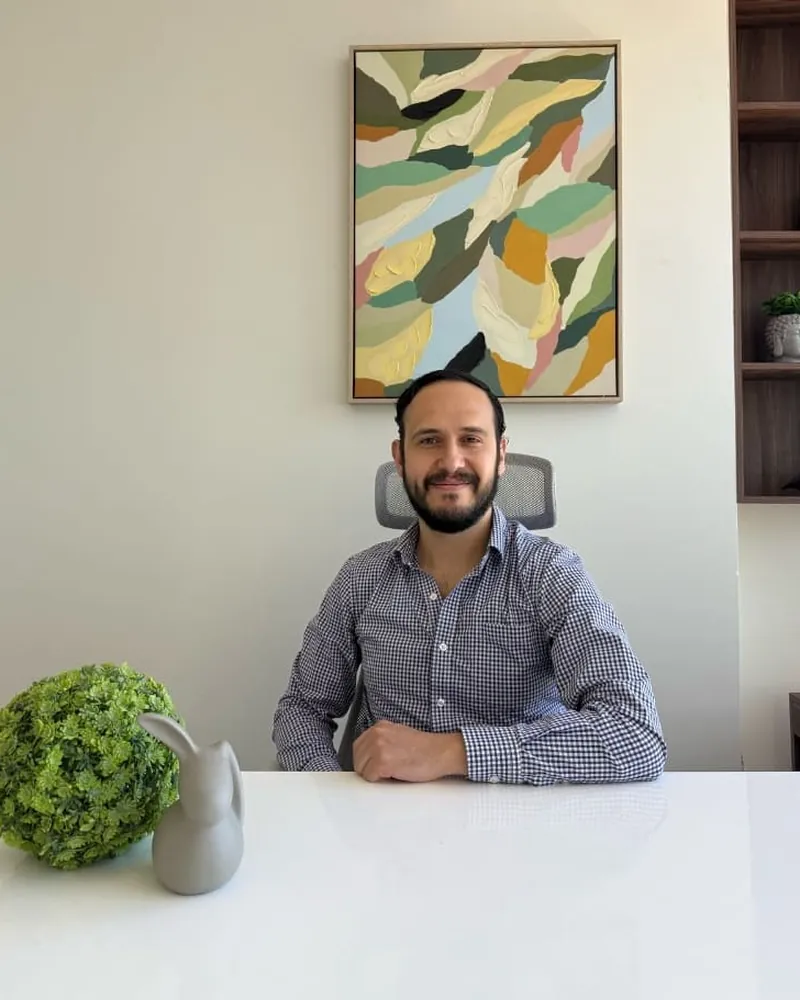 Dr. Alejandro Pájaro Vallín - especialista en Centro Pediátrico HOPE CDMX